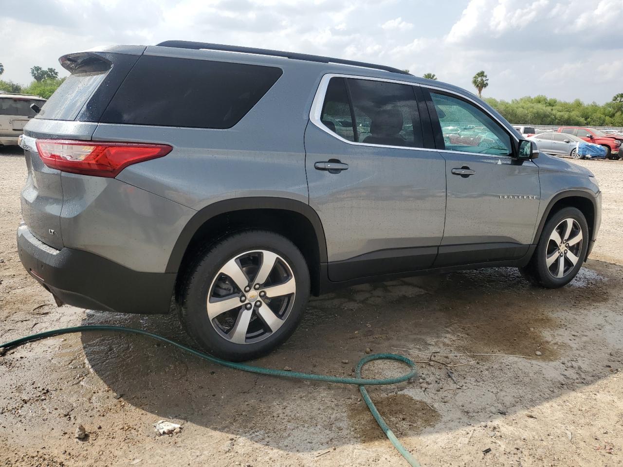 2021 CHEVROLET TRAVERSE L - Фото 3