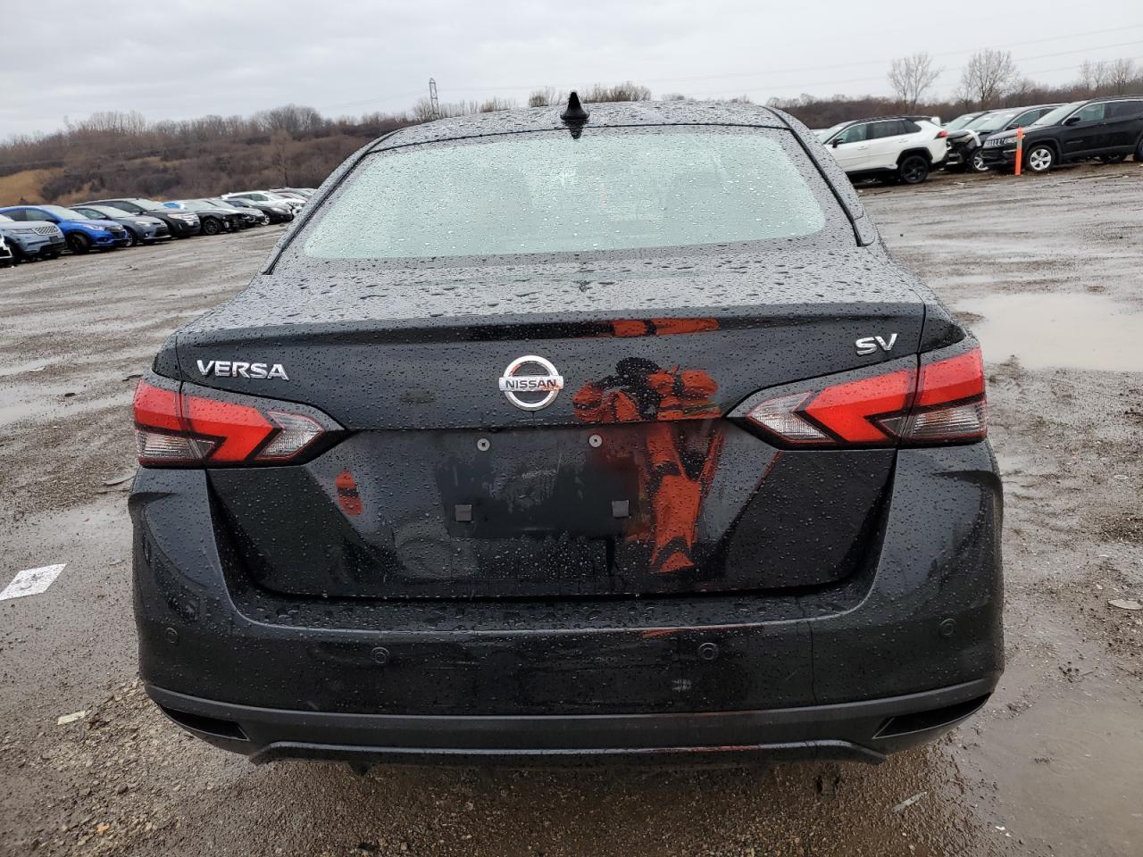 2021 NISSAN VERSA SV - Фото 6