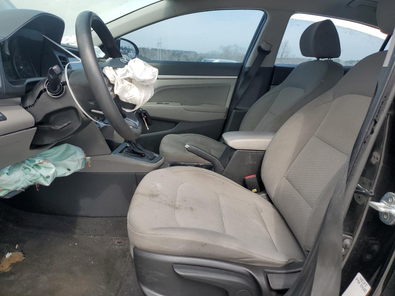 2019 HYUNDAI ELANTRA SE - Фото 7