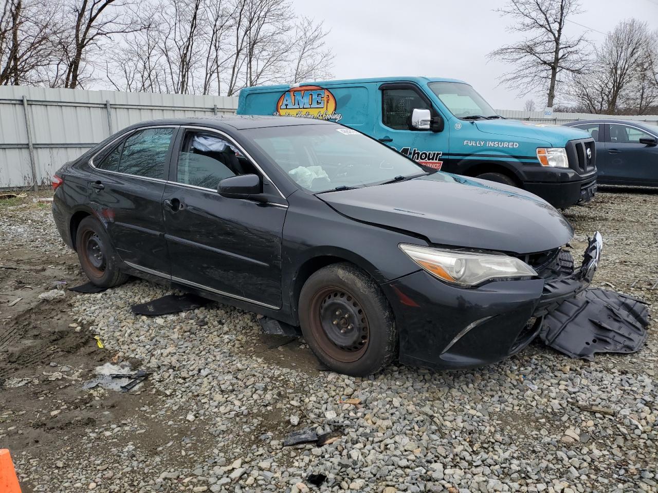 2016 TOYOTA CAMRY LE - Image 4
