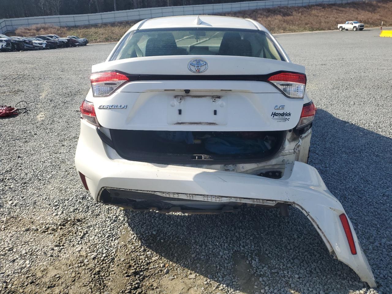 2020 TOYOTA COROLLA LE - Image 6