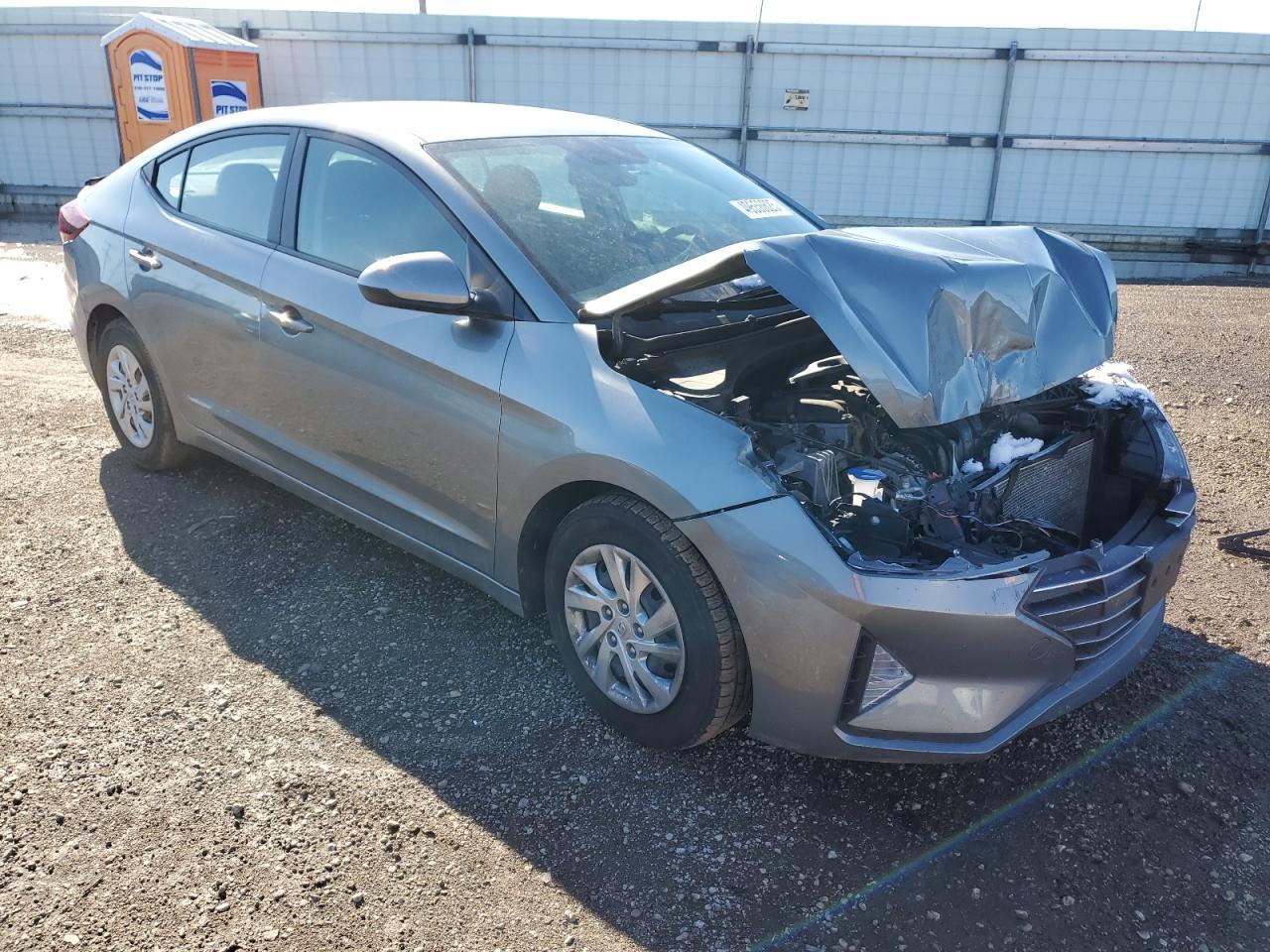 2019 HYUNDAI ELANTRA SE - Фото 4