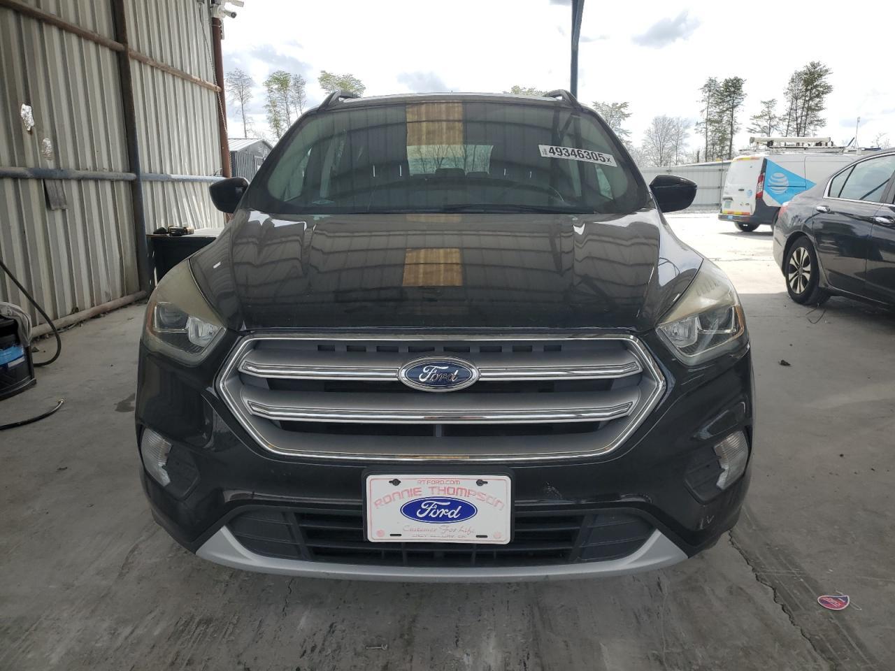 2017 FORD ESCAPE SE - Фото 5
