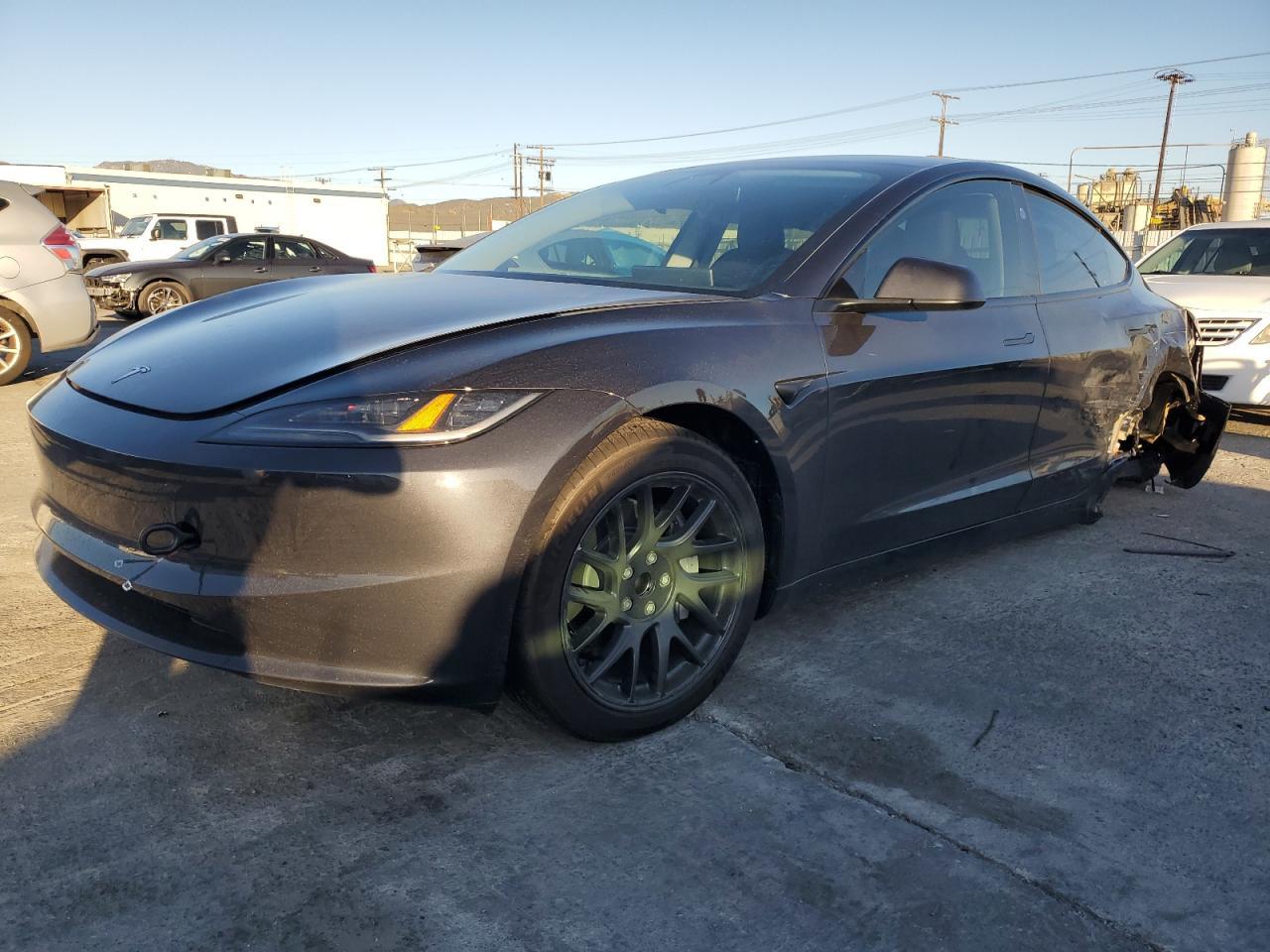 2024 TESLA MODEL 3