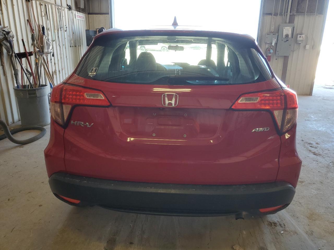 2018 HONDA HR-V LX - Image 6