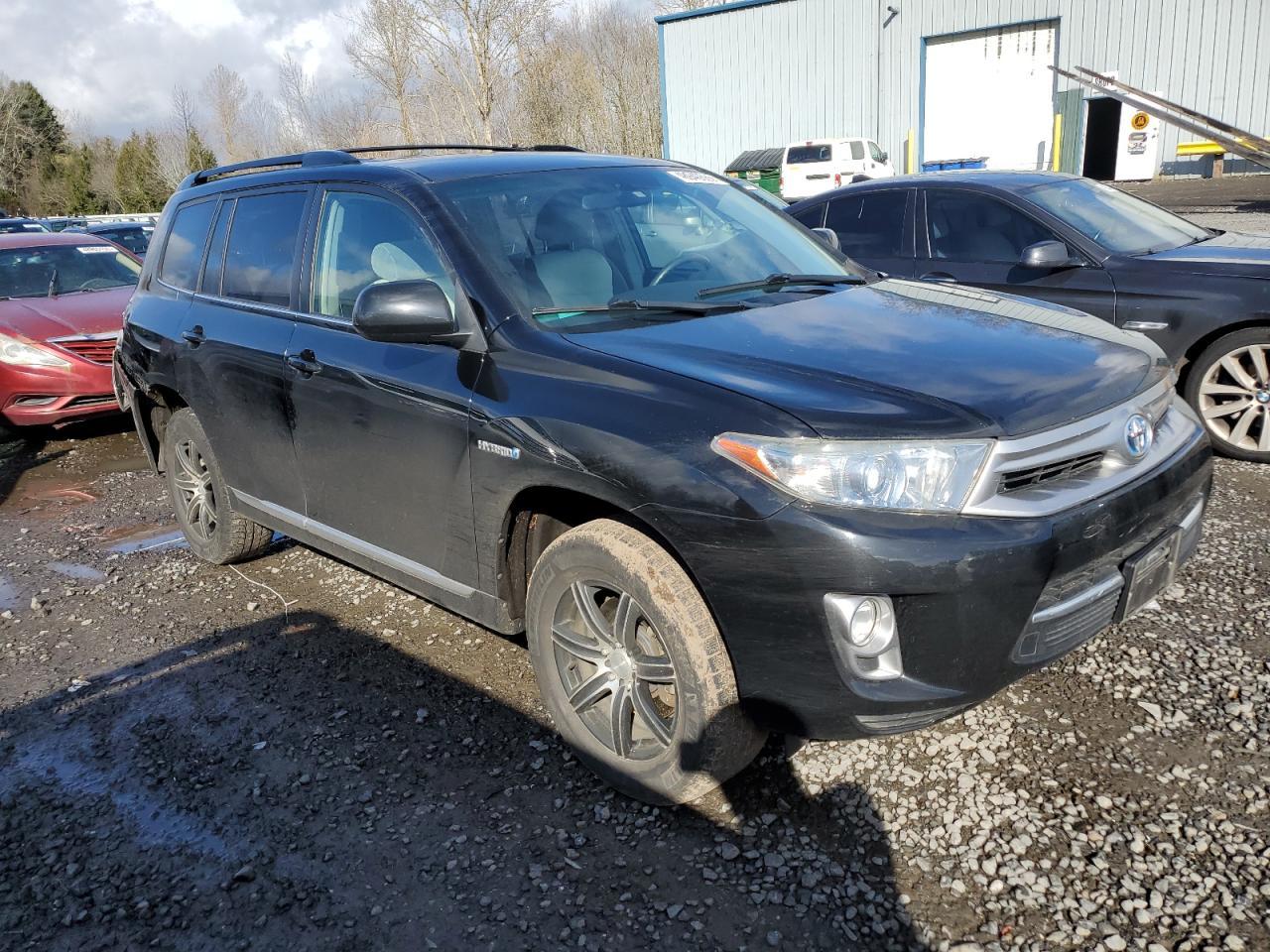 2011 TOYOTA HIGHLANDER - Image 4
