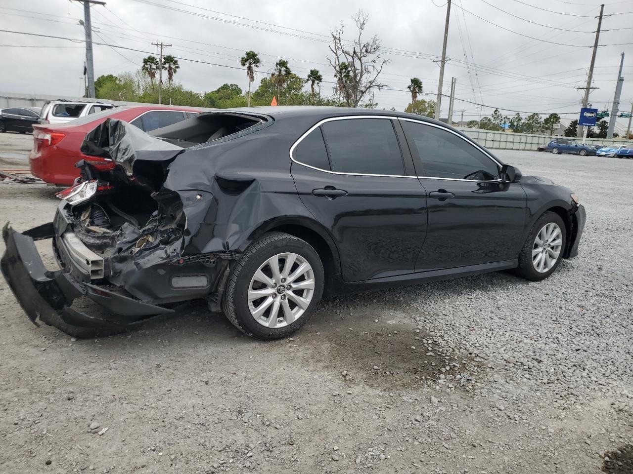 2018 TOYOTA CAMRY L - Image 3