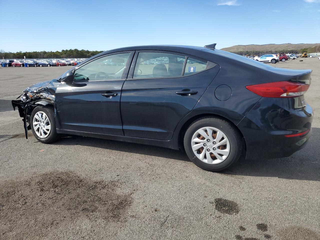 2017 HYUNDAI ELANTRA SE - Image 2
