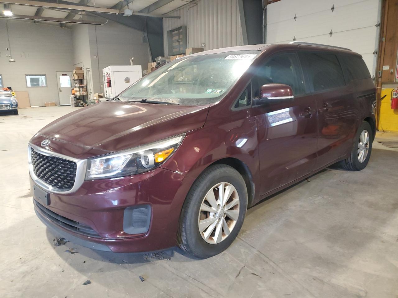 2016 KIA SEDONA LX
