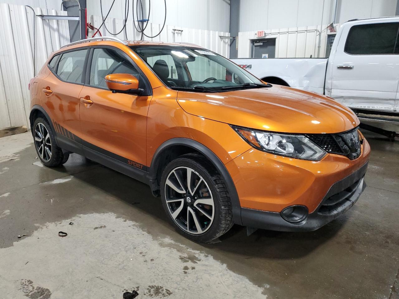 2017 NISSAN ROGUE SPOR - Фото 4