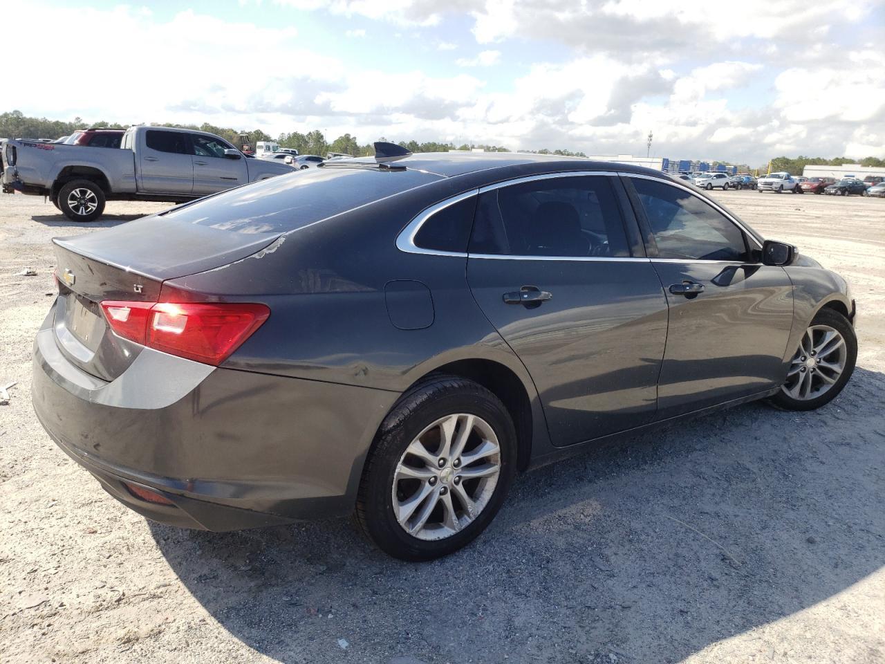 2017 CHEVROLET MALIBU LT - Фото 3