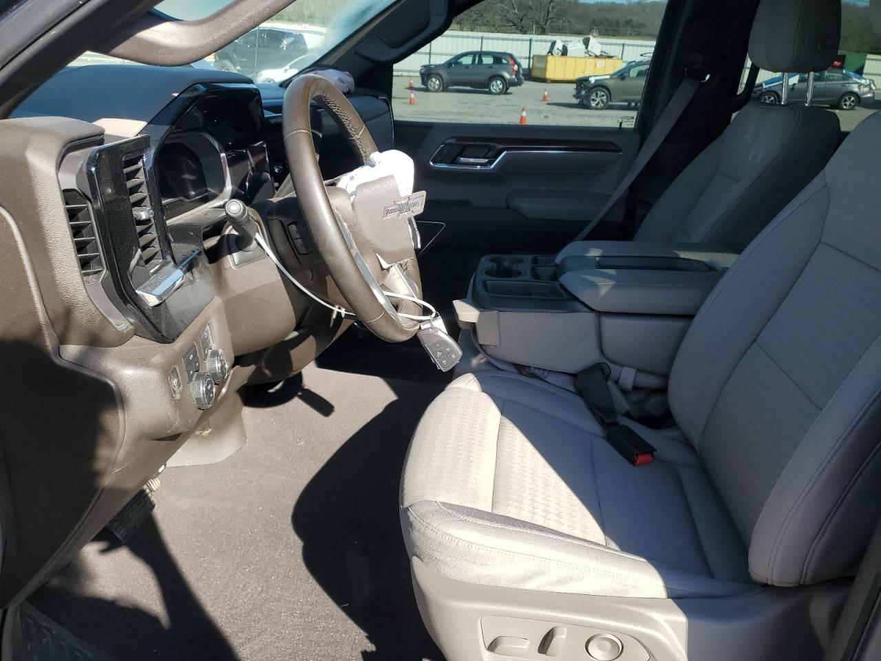 2024 CHEVROLET SILVERADO - Image 7