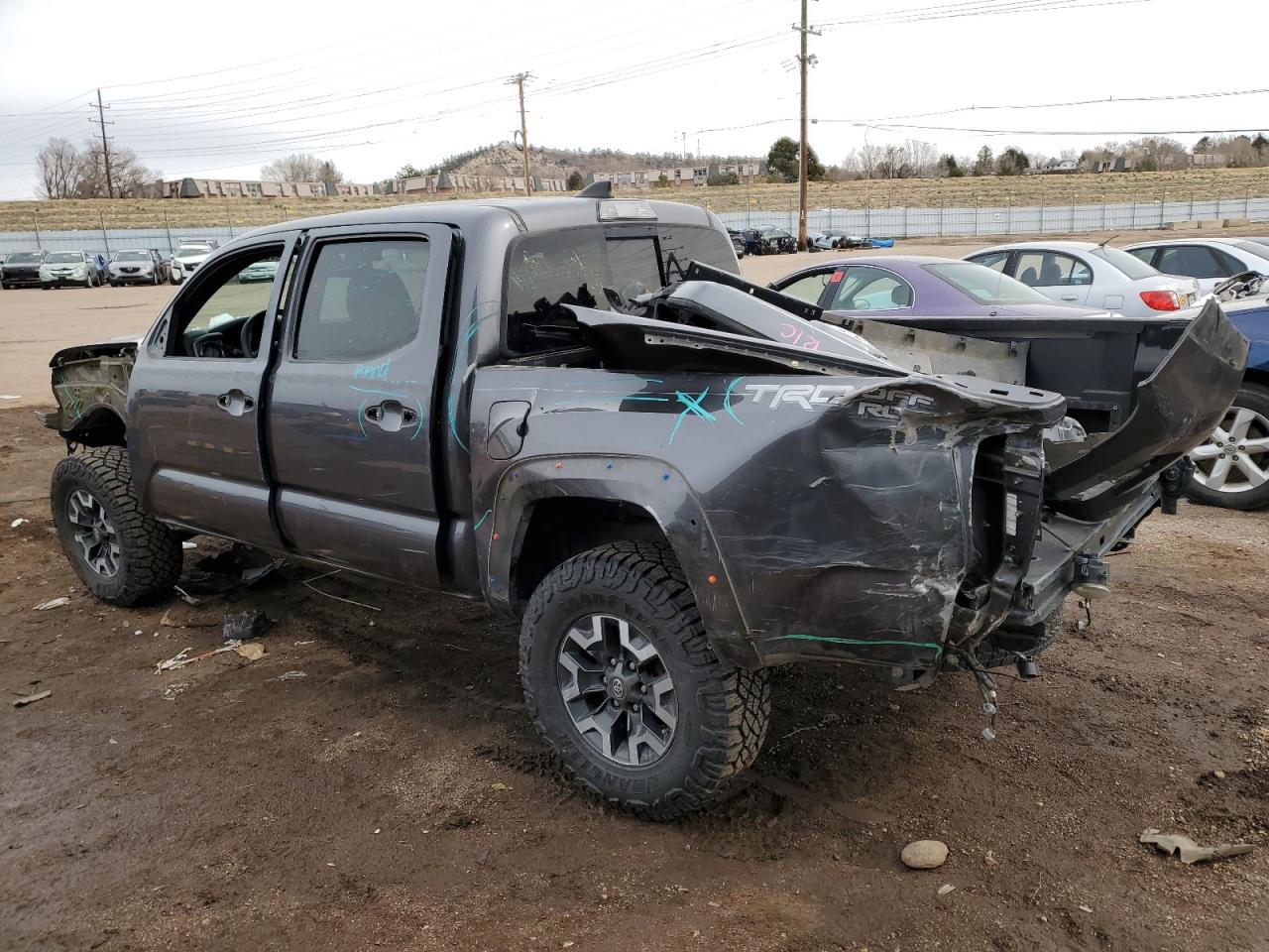 2017 TOYOTA TACOMA DOU - Фото 2