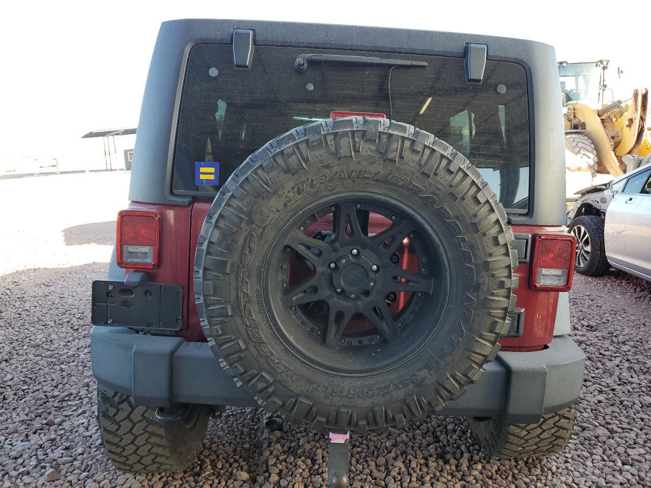 2012 JEEP WRANGLER U - Image 6