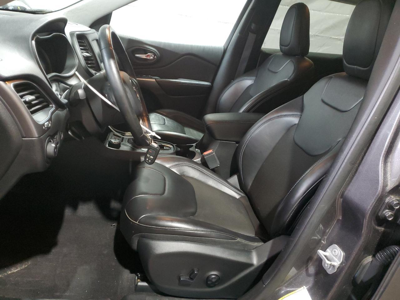 2019 JEEP CHEROKEE L - Image 7
