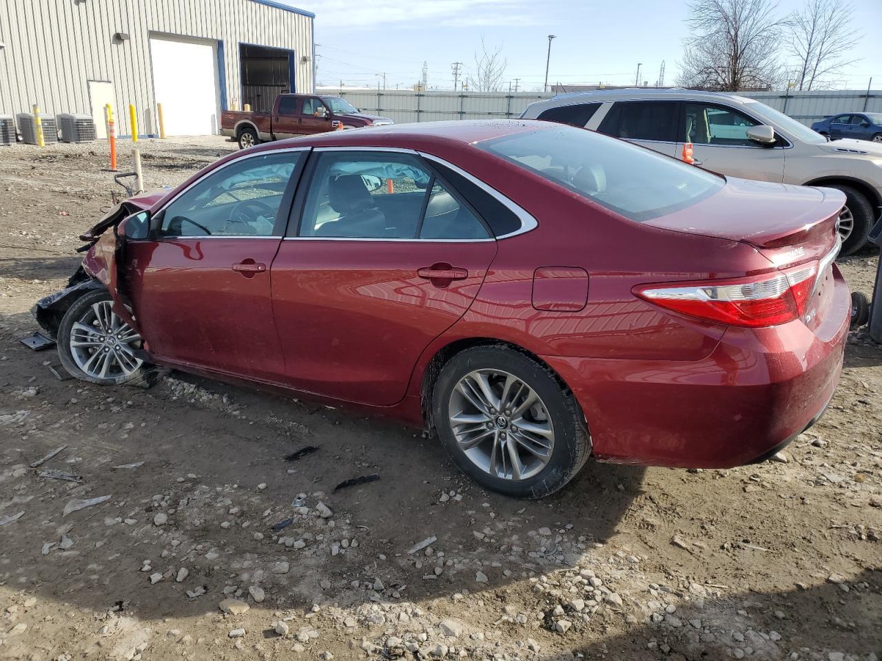 2017 TOYOTA CAMRY LE - Image 2