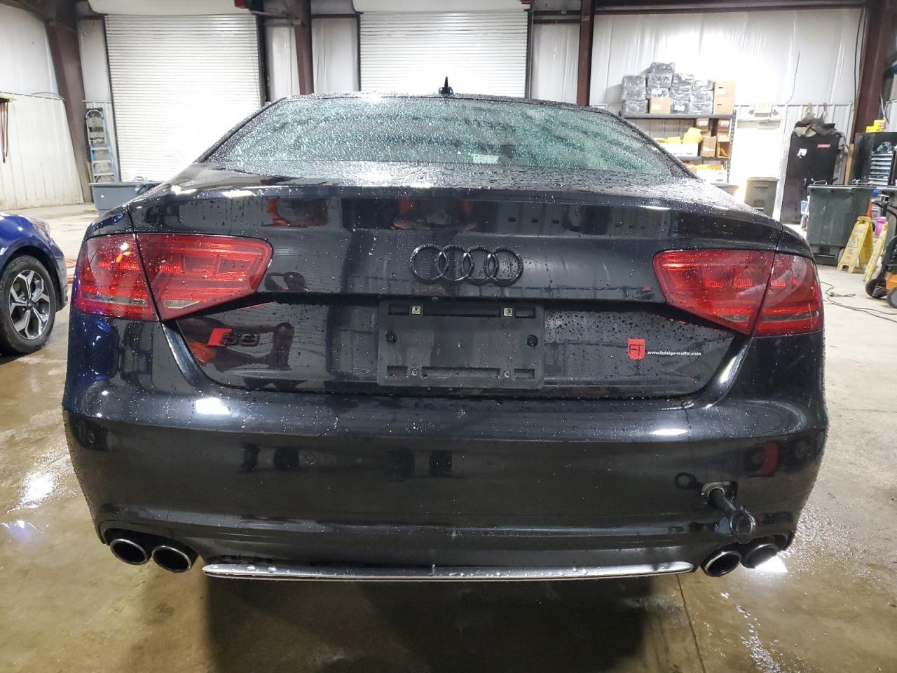 2014 AUDI S8 QUATTRO - Image 6