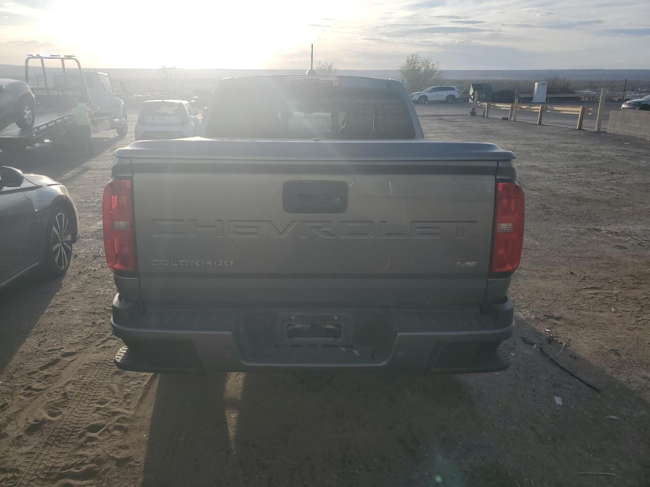 2022 CHEVROLET COLORADO L - Image 6