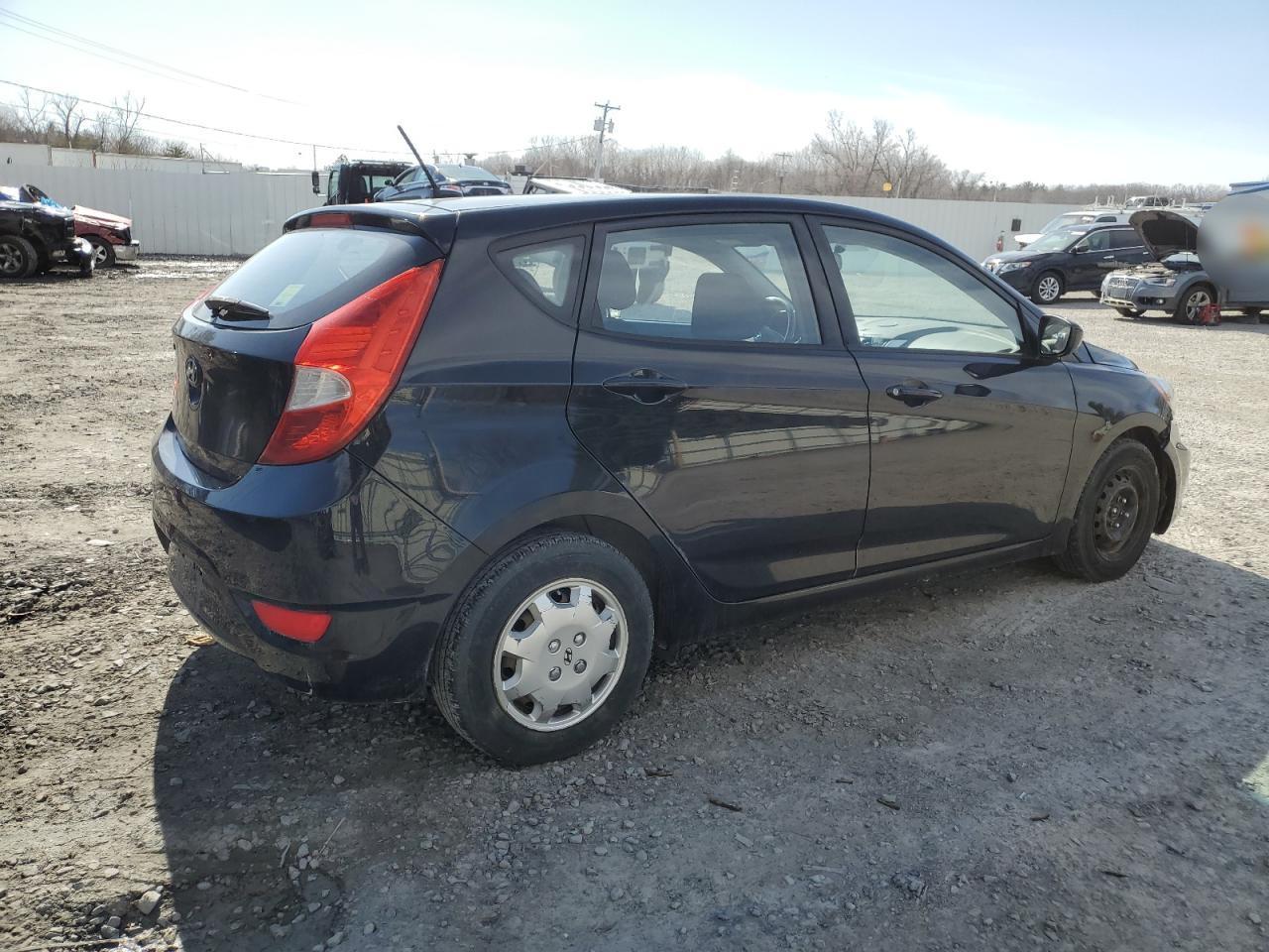 2014 HYUNDAI ACCENT GLS - Image 3