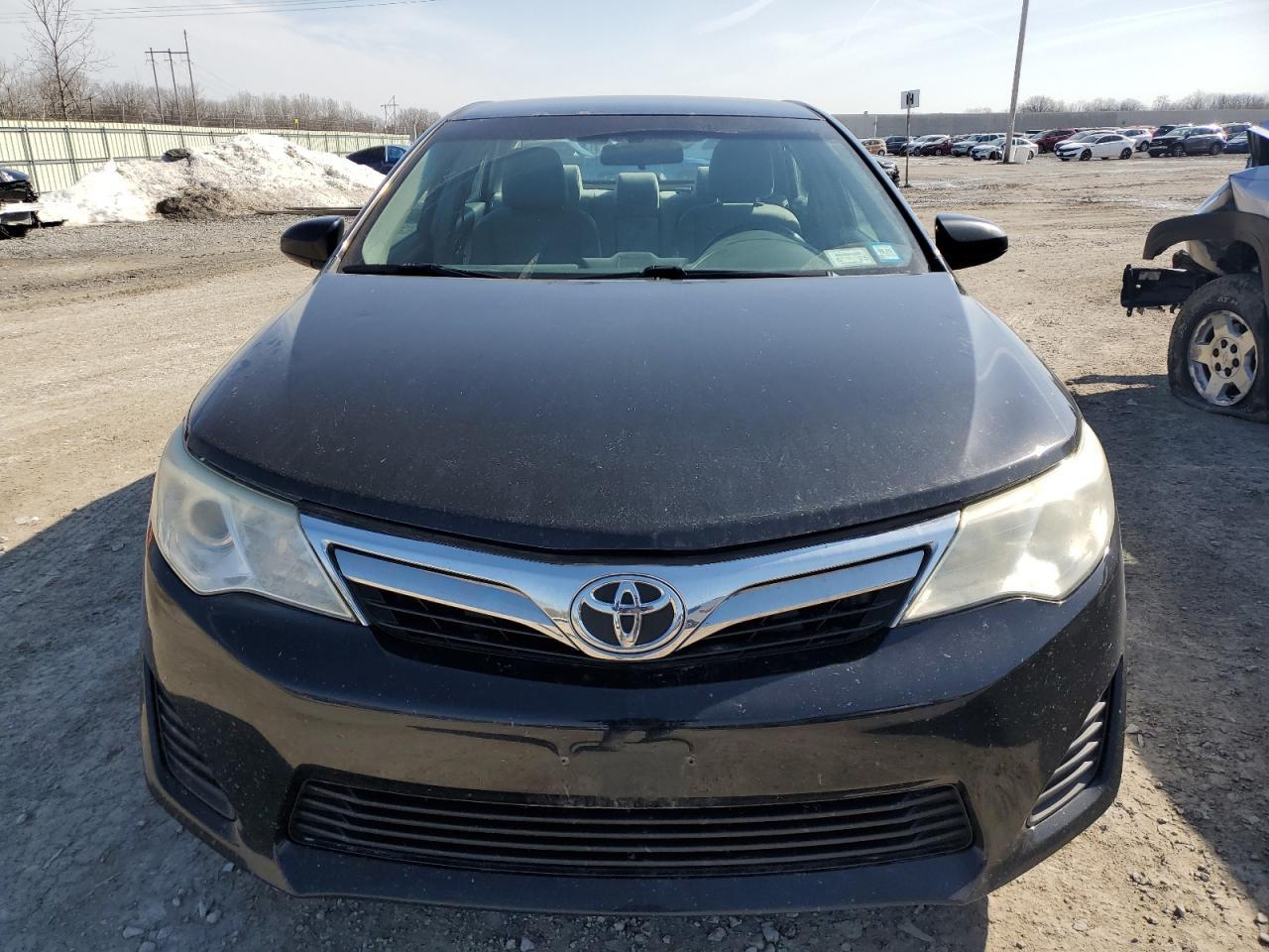2013 TOYOTA CAMRY L - Image 5