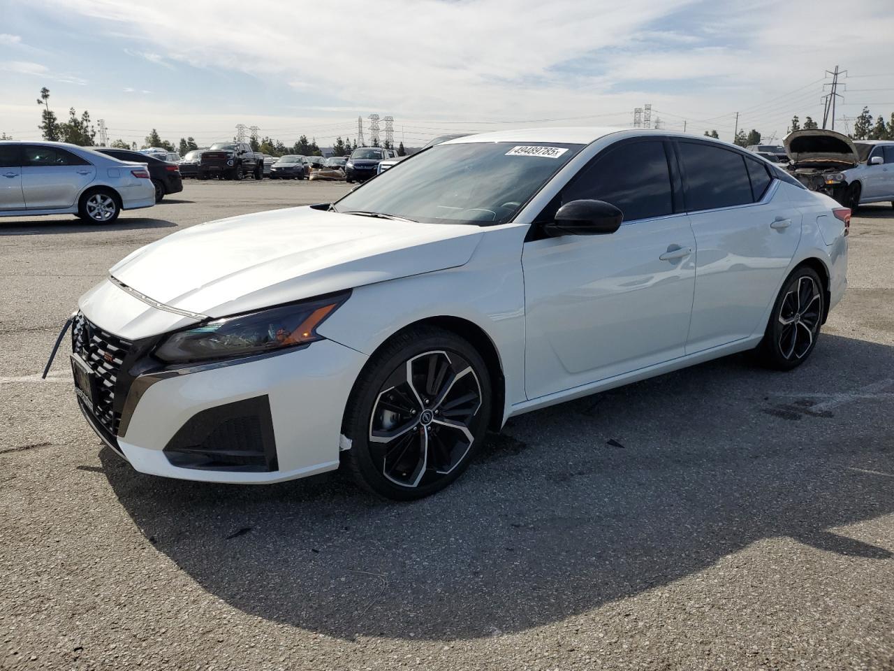 2024 NISSAN ALTIMA SR