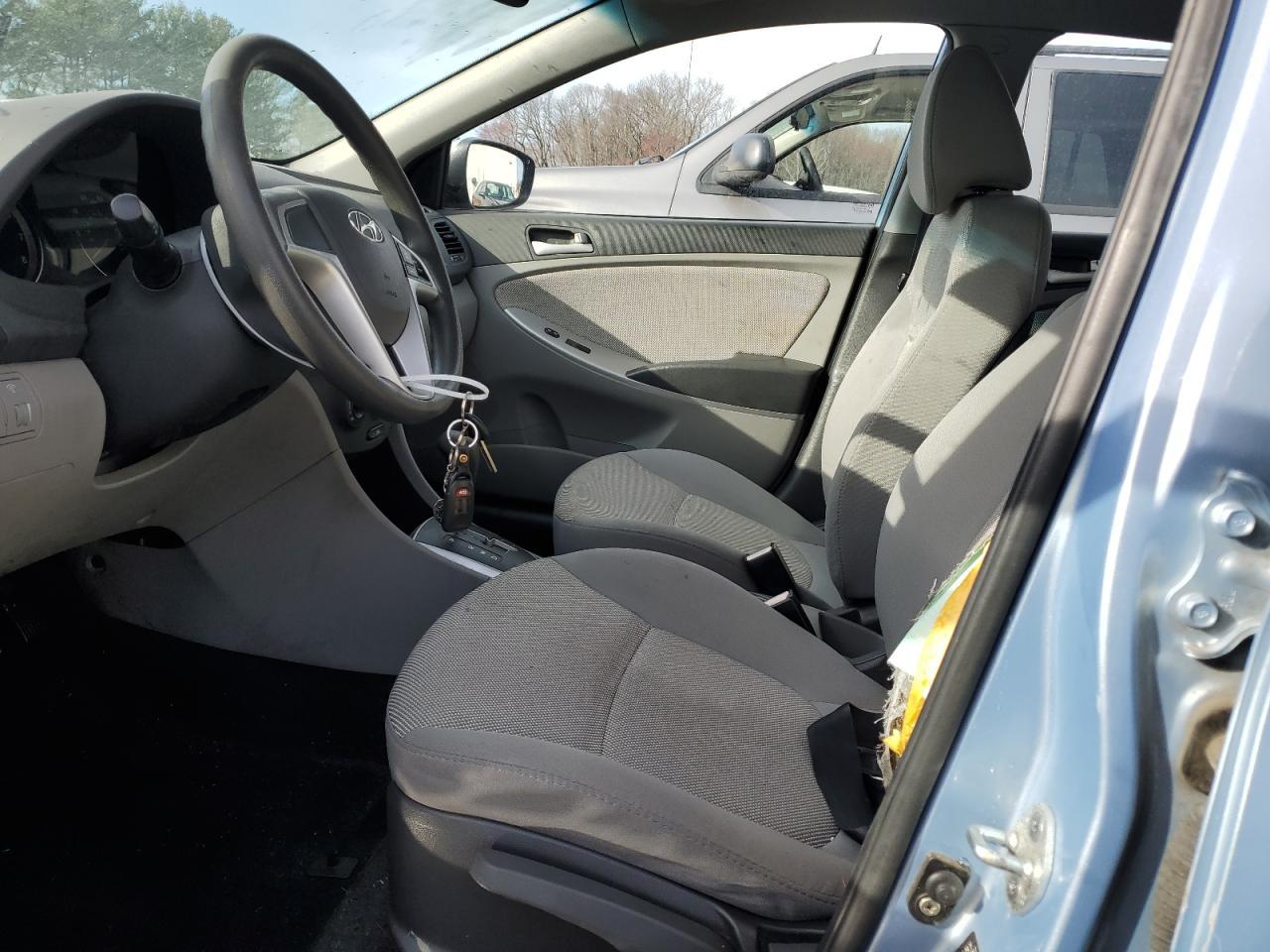 2012 HYUNDAI ACCENT GLS - Image 7