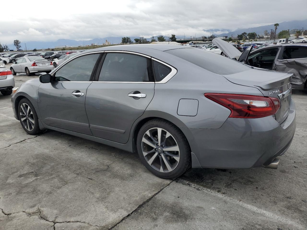 2017 NISSAN ALTIMA 2.5 - Фото 2