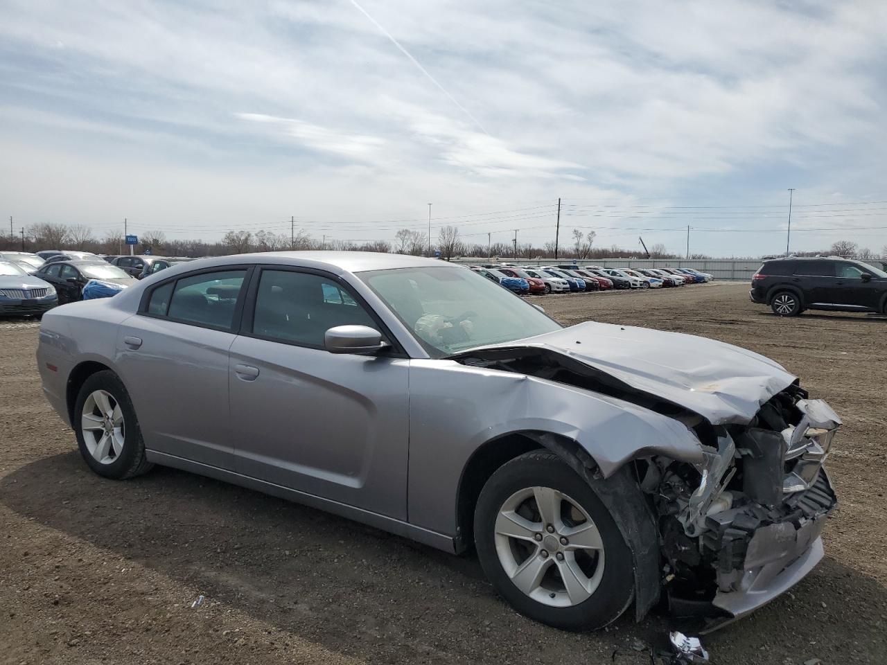 2014 DODGE CHARGER SE - Фото 4