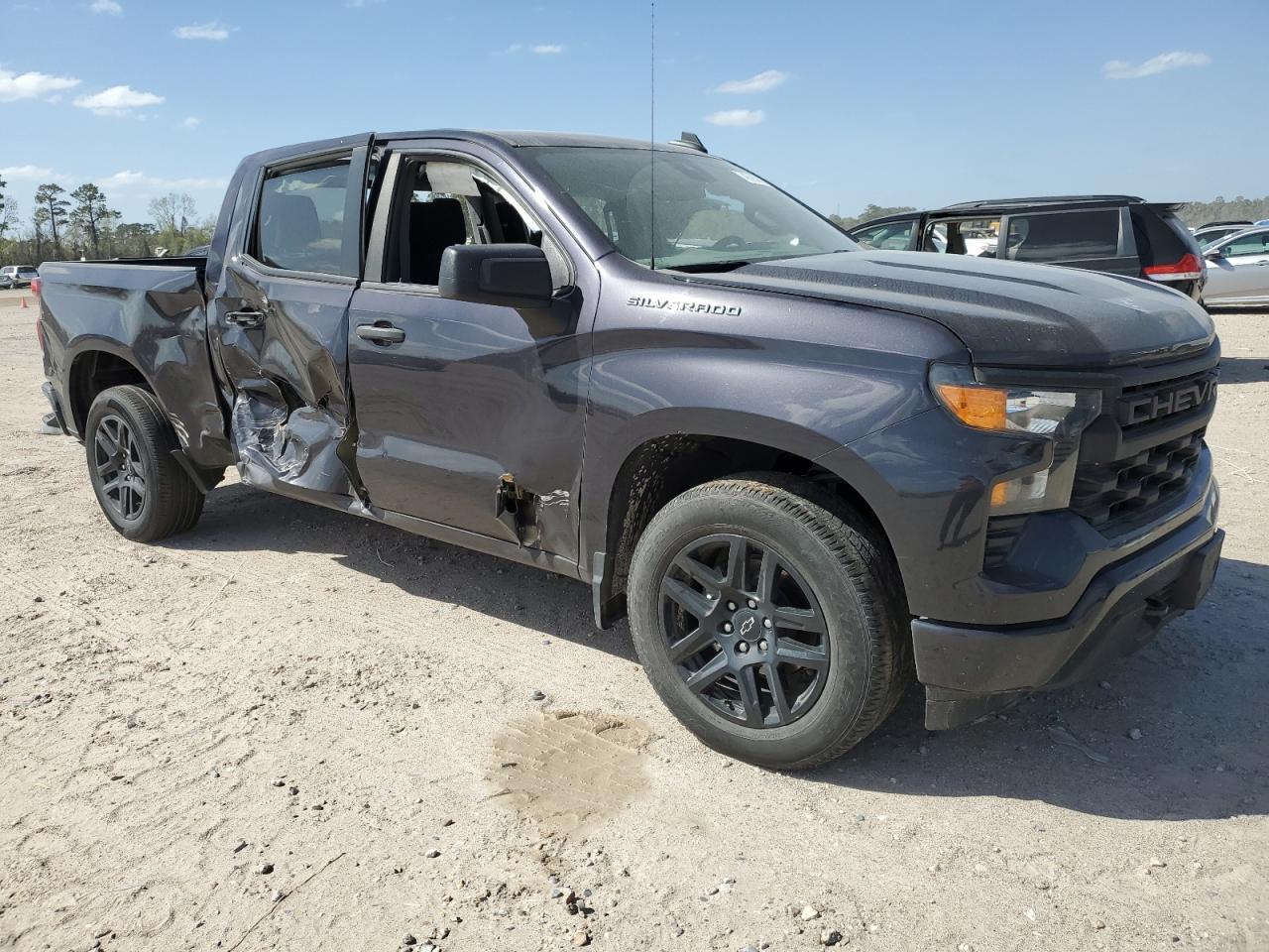 2023 CHEVROLET SILVERADO - Фото 4
