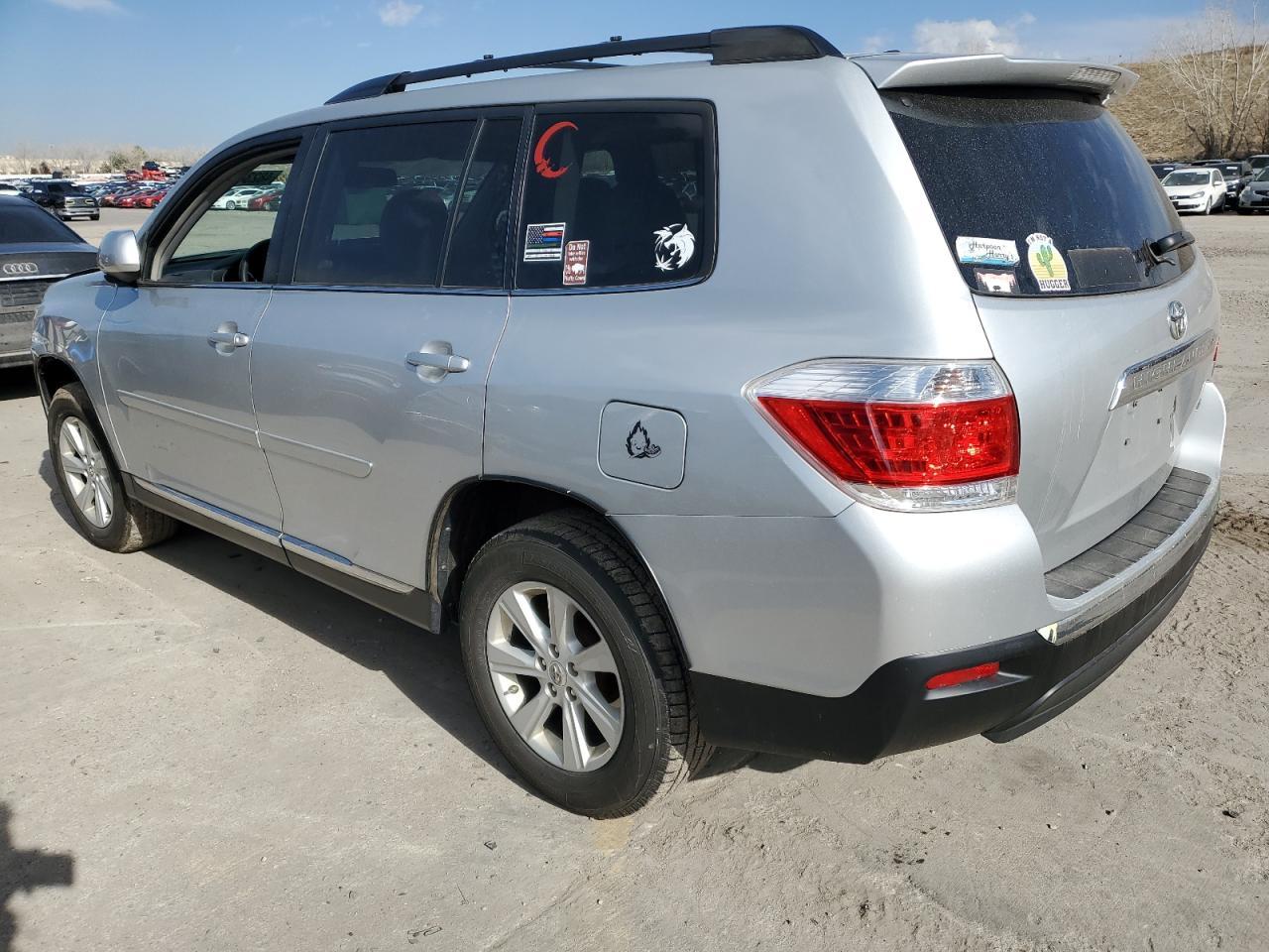 2012 TOYOTA HIGHLANDER - Фото 2
