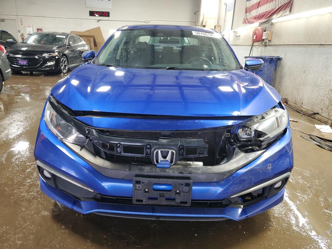 2019 HONDA CIVIC EX - Фото 5
