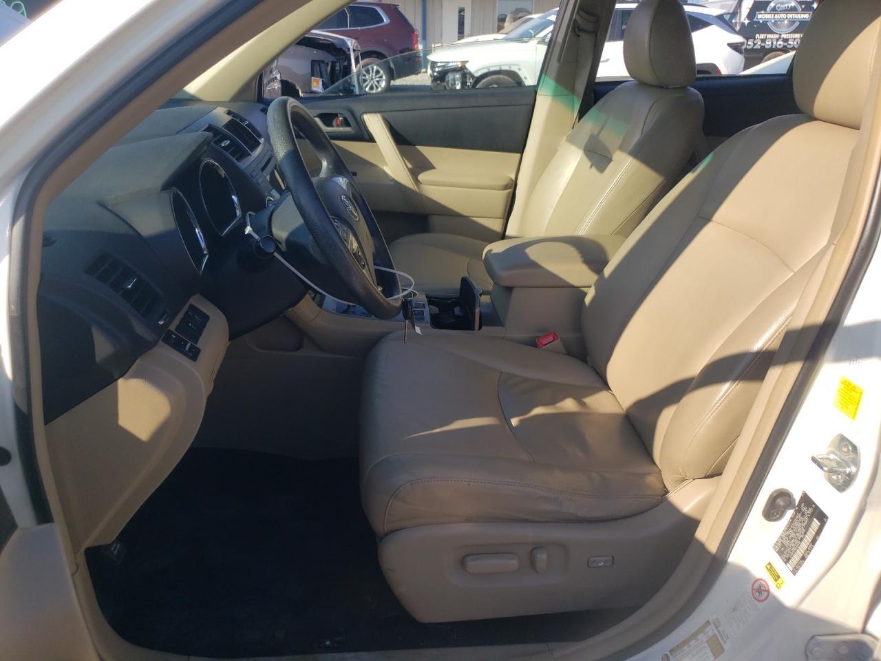 2011 TOYOTA HIGHLANDER - Фото 7