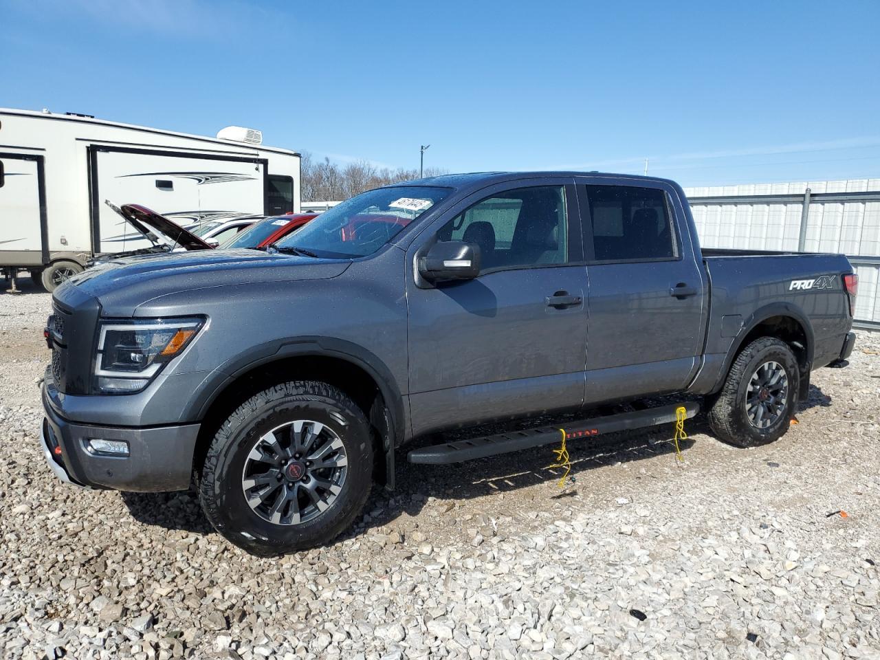 2023 NISSAN TITAN SV