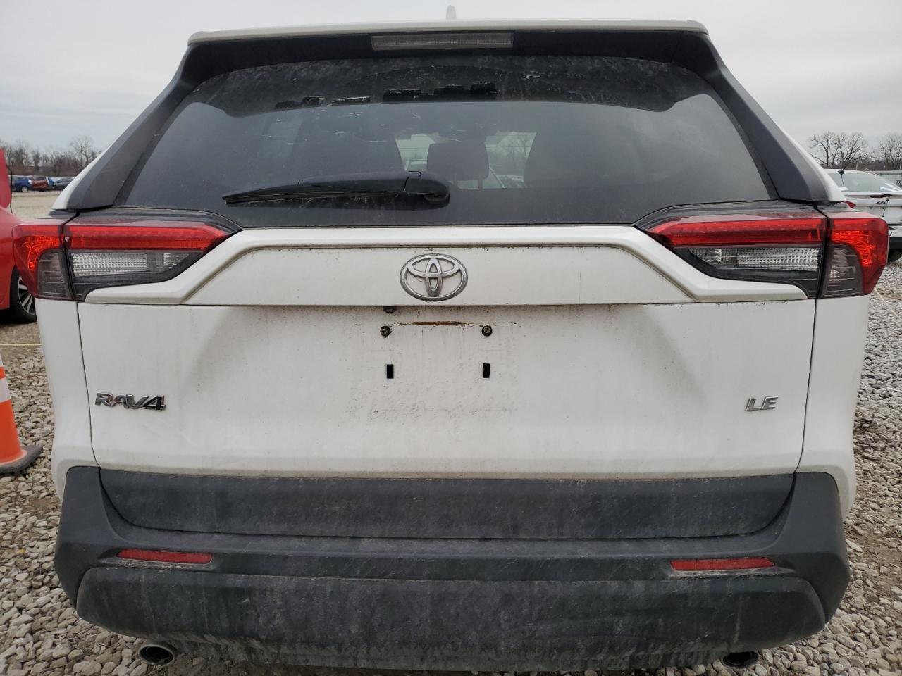 2021 TOYOTA RAV4 LE - Image 6