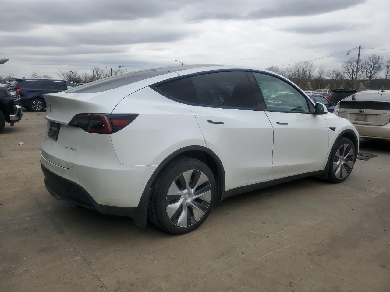 2022 TESLA MODEL Y - Image 3