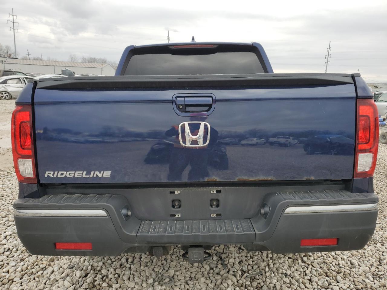 2017 HONDA RIDGELINE - Image 6