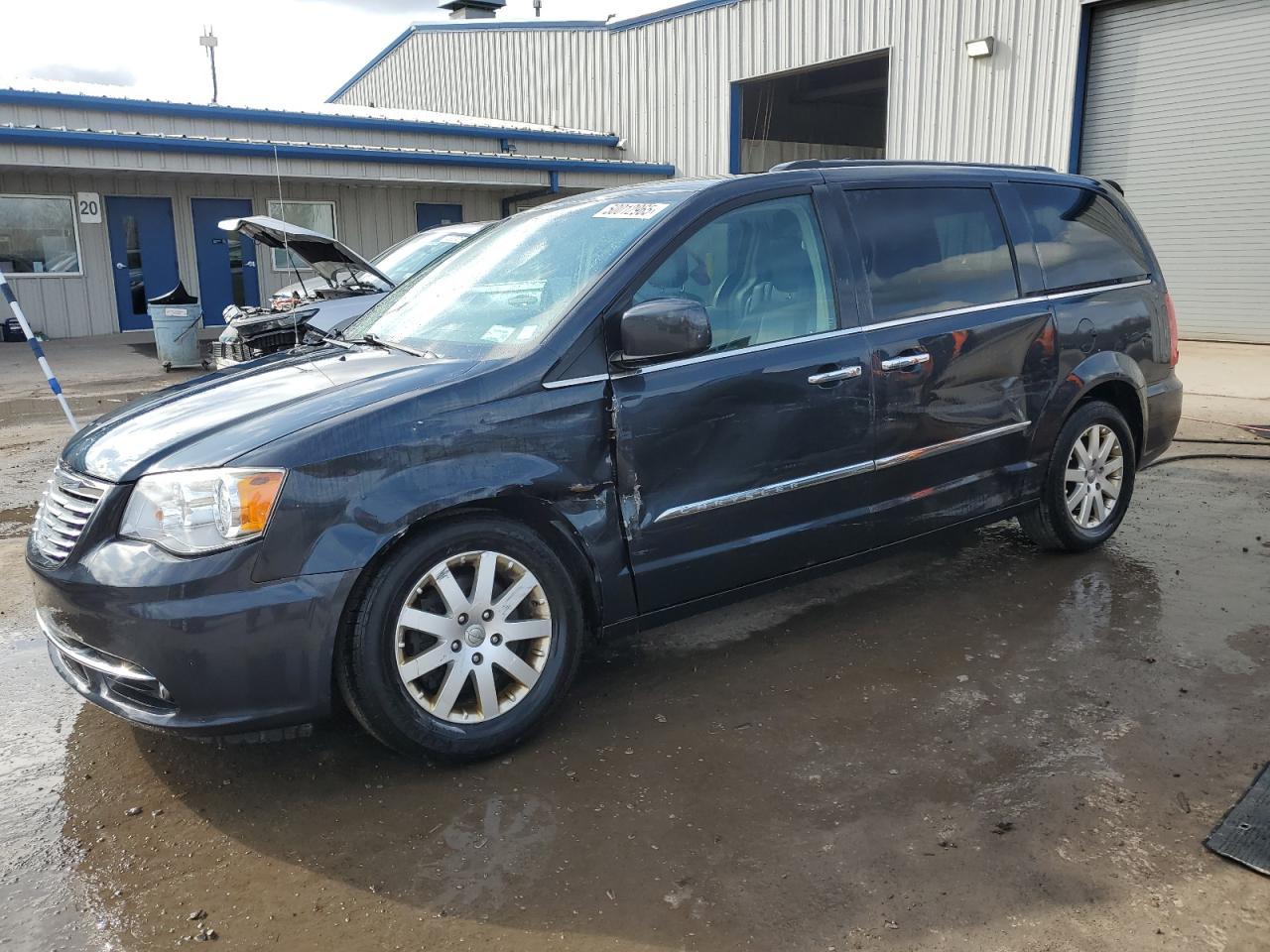 2014 CHRYSLER TOWN & COU
