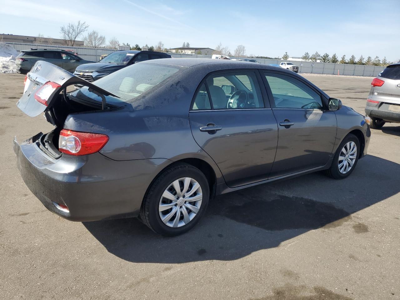 2013 TOYOTA COROLLA BA - Фото 3