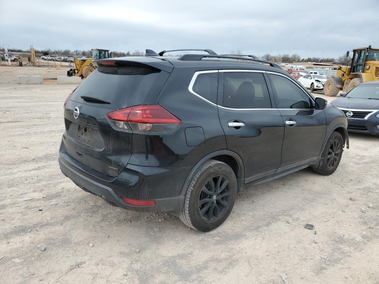 2018 NISSAN ROGUE S - Фото 3