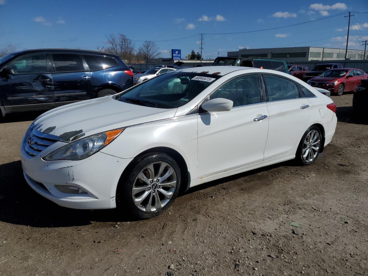 2013 HYUNDAI SONATA SE