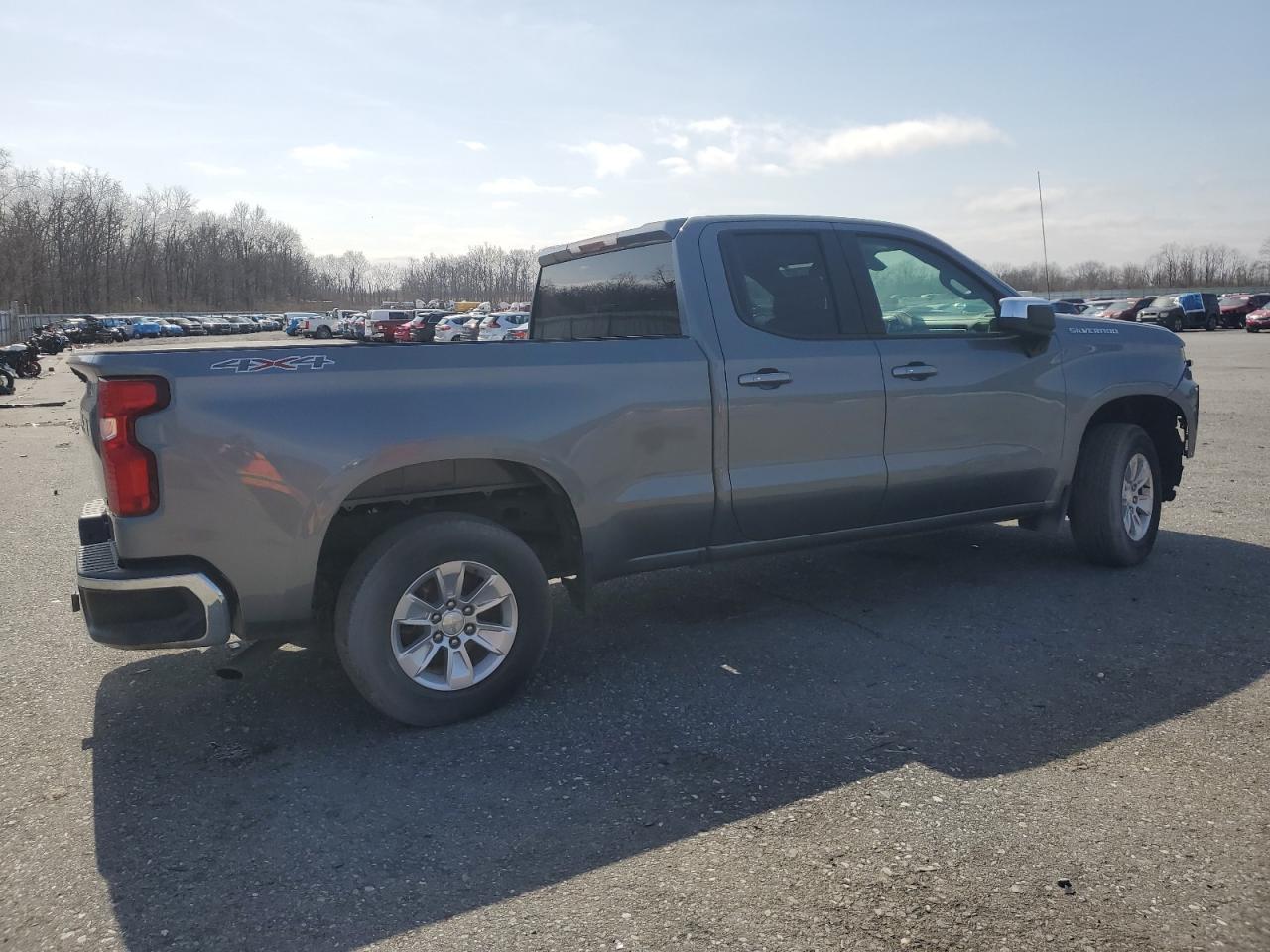 2019 CHEVROLET SILVERADO - Image 3