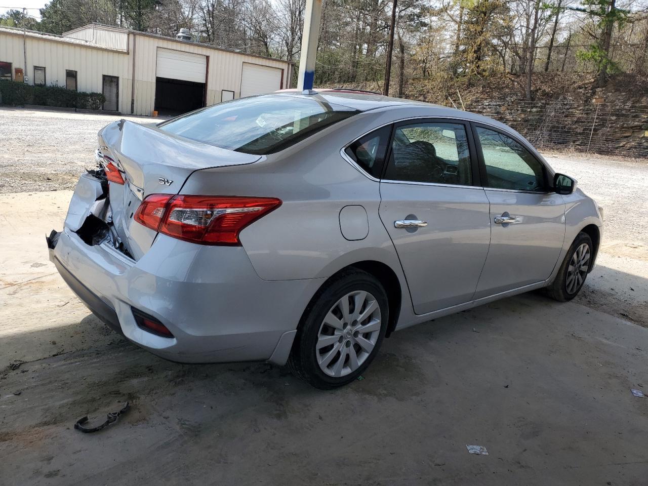 2017 NISSAN SENTRA S - Фото 3