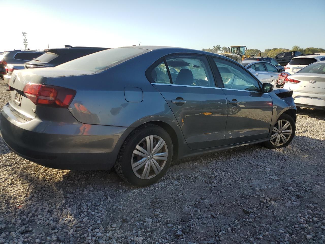 2017 VOLKSWAGEN JETTA S - Image 3