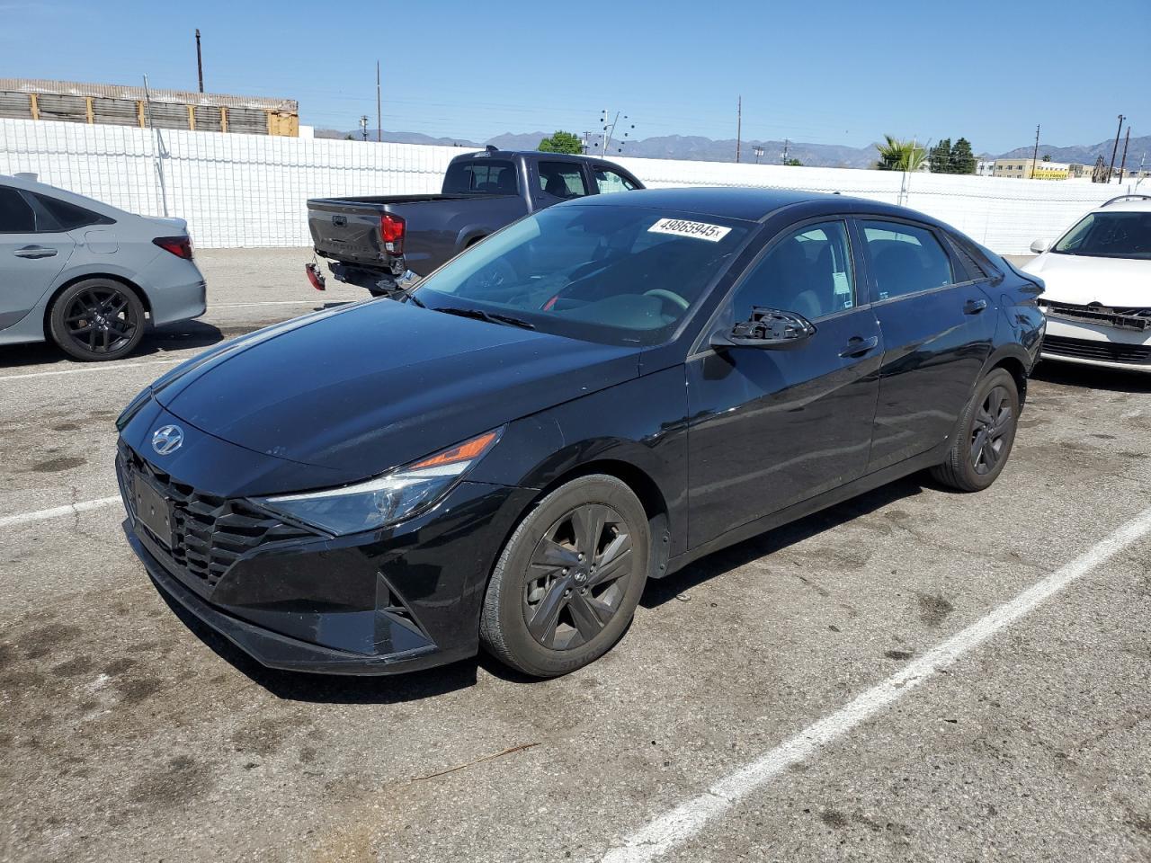 2022 HYUNDAI ELANTRA SE
