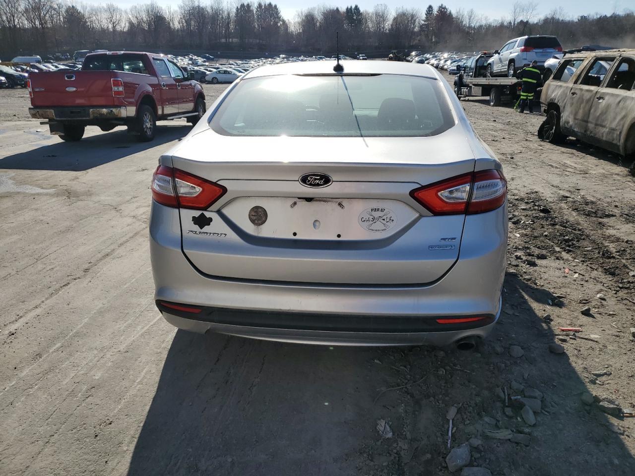 2013 FORD FUSION SE - Фото 6