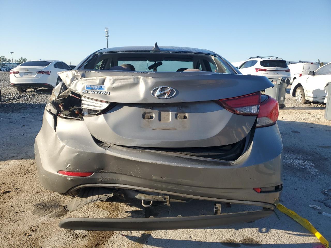 2014 HYUNDAI ELANTRA SE - Image 6