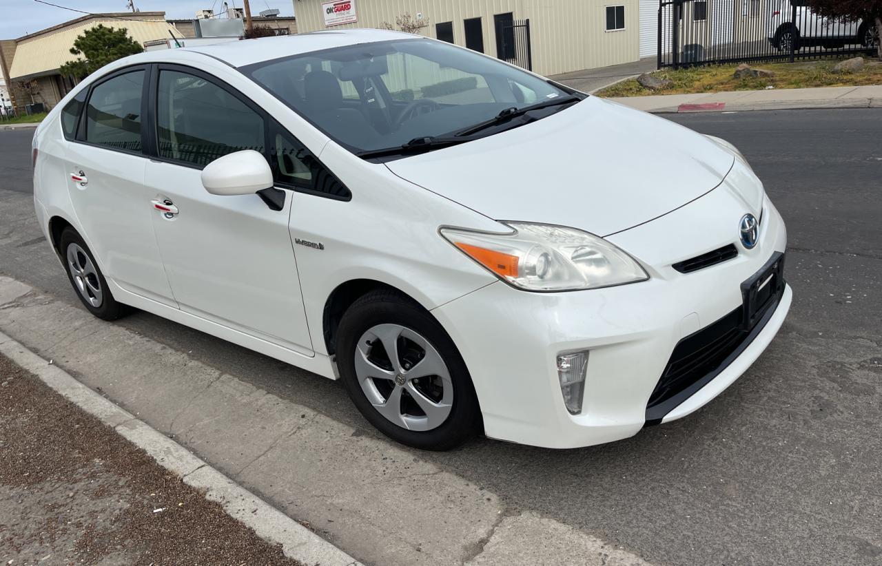 2013 TOYOTA PRIUS