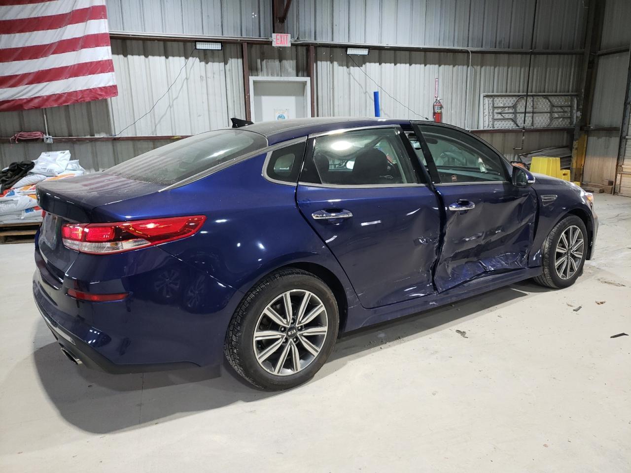 2019 KIA OPTIMA LX - Фото 3