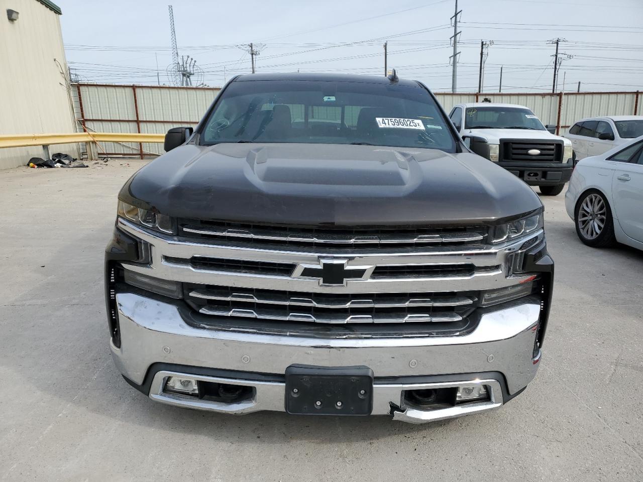 2019 CHEVROLET SILVERADO - Фото 5