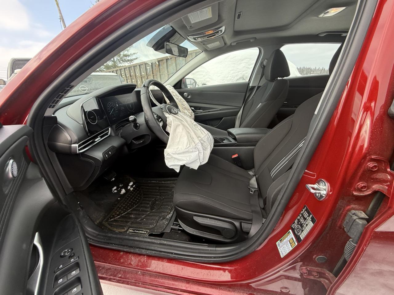 2024 HYUNDAI ELANTRA SE - Фото 7
